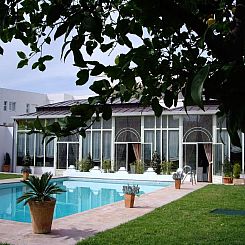 Hotel Oasis