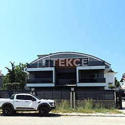 Geschakelde woning in Boğazkent