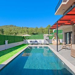 Vakantiehuis Große Villa in Fethiye Ausserhalb im grünen