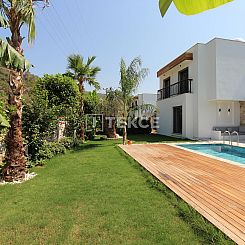 Geschakelde woning in Torba