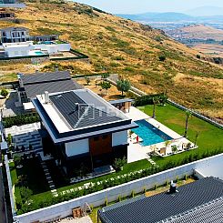 Vrijstaande woning in Foça