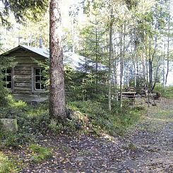 Vakantiehuis Holzhütte für das wahre Naturerlebnis am See