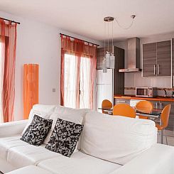 Real de Cartuja Apartments & Suites