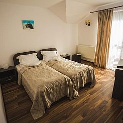 Casa Cu Nuc