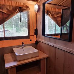 Luxe Safaritent + sanitair