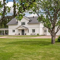 Vrijstaande woning in Bada