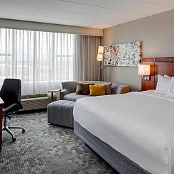 Courtyard by Marriott Boston Logan Airport