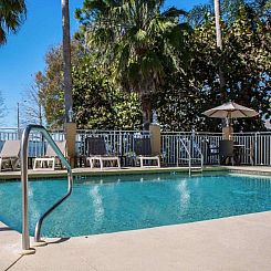 Comfort Suites Clearwater - Dunedin
