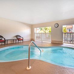 La Quinta by Wyndham Clearwater Central