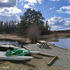 Stuga Trehörnasjön,sauna en trapboot