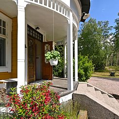 Vrijstaande woning in Hjältevad
