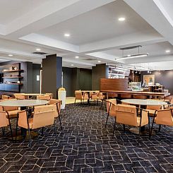 Courtyard Columbus Airport