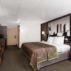 Super 8 by Wyndham Columbus