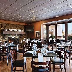DoubleTree by Hilton Cleveland South