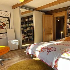 Vakantiehuis Chalet-Hausteil mit Garten im Dorfkern