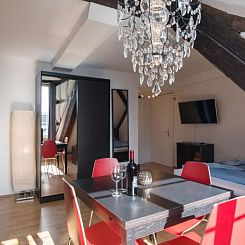 Appartement LU Mars IVa - Chapel Bridge HITrental Apartment