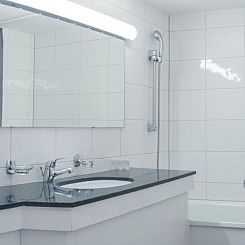 Appartement LU Mars IVb - Chapel Bridge HITrental Apartment