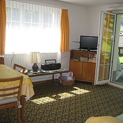 Appartement Tgèsa Garnetsch No. 1 Young, (Sedrun).