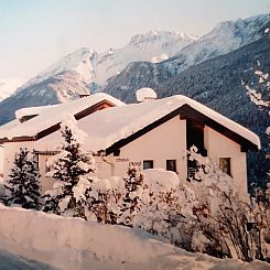 Appartement Chasa Ravagl, (Scuol).
