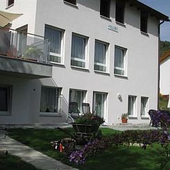 Appartement Aquileia****, (Scuol).