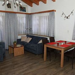 Appartement Haus Gentiana, (Samnaun-Laret).
