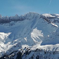 Appartement Pignia 2 / Greulich, (Laax Dorf). 3 Zimmerwohnun