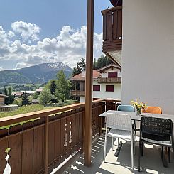 Appartement moderne, komfortable Dachwohnung mit Bergsicht