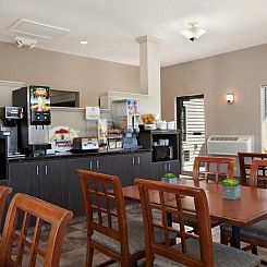 Super 8 by Wyndham Pocatello