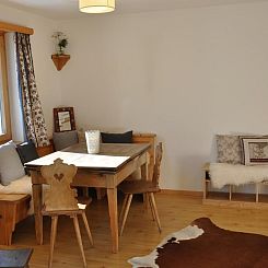 Appartement Chesa Sunasain V5