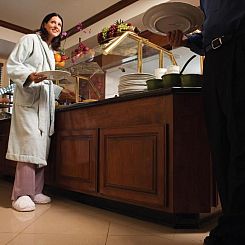 Staybridge Suites Indianapolis Downtown-Convention Center, a