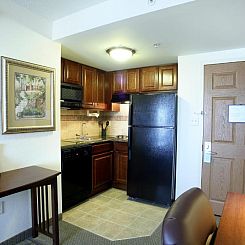Staybridge Suites Indianapolis Downtown-Convention Center, a