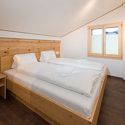Appartement Lunic, AZapartments.ch, B&B, (Grächen), 1057