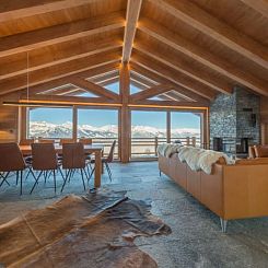 Vakantiehuis Chalet Oak Tree amazing, sauna, ski-in/out