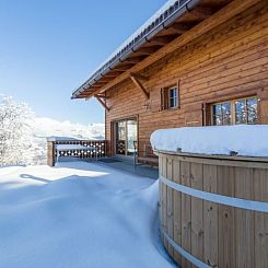 Vakantiehuis Chalet Nid Blanc wood burning hottub