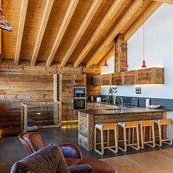 Appartement Grimpeur luxury duplex, Spa Access Front Telecab