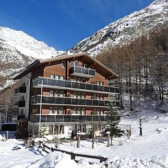 Appartement Ski-In-Ski-Out-Hotel Sport*** Doppelzimmer, Dusc