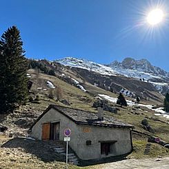 Vakantiehuis Chalet Le Basset - Family Chalet in the Swiss A