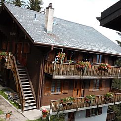 Appartement Bärgblüemli 1. OG Ost Studio, Dusche oder Bad,
