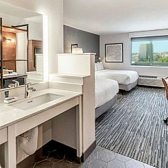 Four Points by Sheraton Los Angeles Westside