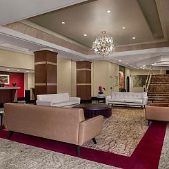 DoubleTree by Hilton Fort Lee/George Washington Bridge