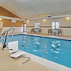 Staybridge Suites Glenview, an IHG Hotel