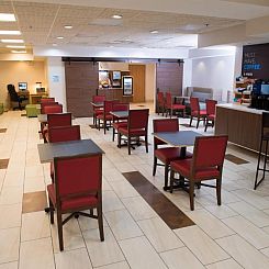 Holiday Inn Express Hotel & Suites Elkhart-South, an IHG Hot