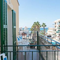 Coral beach house & food