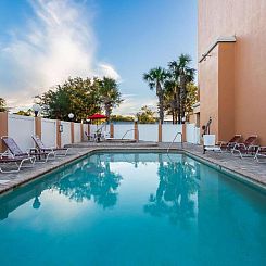 Comfort Suites Tampa Airport North