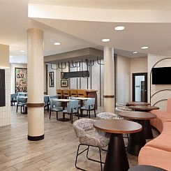 Comfort Suites Tampa Fairgrounds - Casino