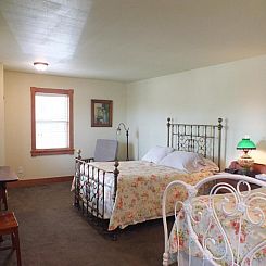 Scarborough Inn