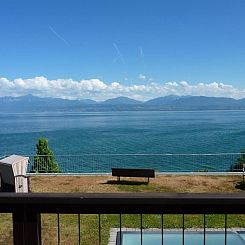 Appartement Chalet am See in St-Prex