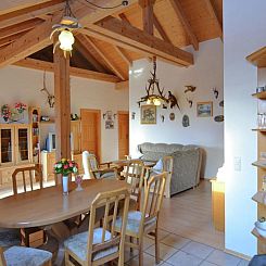 Cushy Apartment with Jacuzzi, Sauna, Solarium, BBQ, Balcony