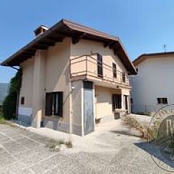 Vrijstaande woning in Tarcento