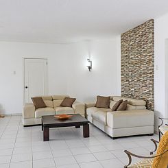 Vrijstaande woning in Santa Catharina